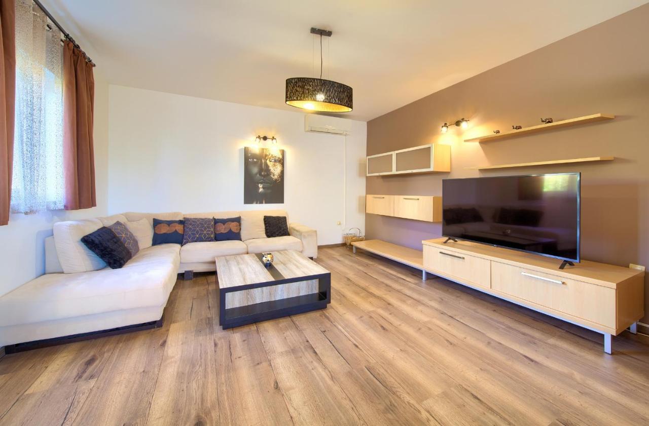 Apartment Lidija Крк Экстерьер фото