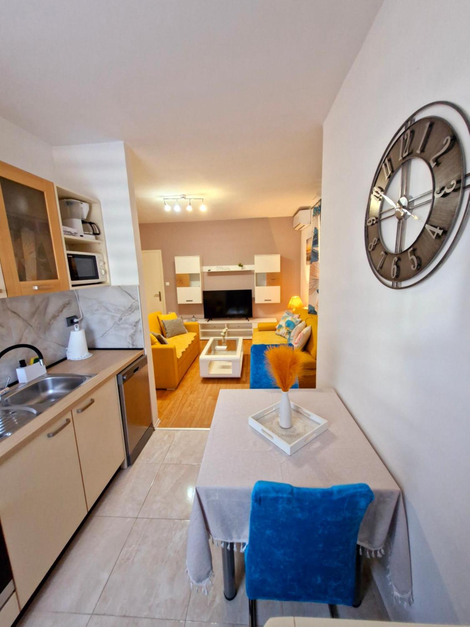 Apartment Lidija Крк Экстерьер фото